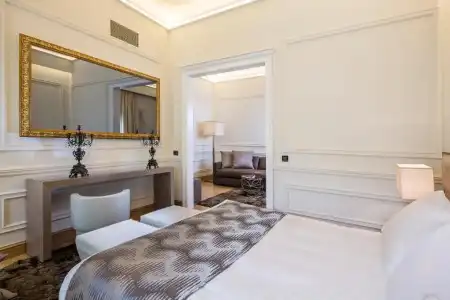 3Sixty & Suites - 46