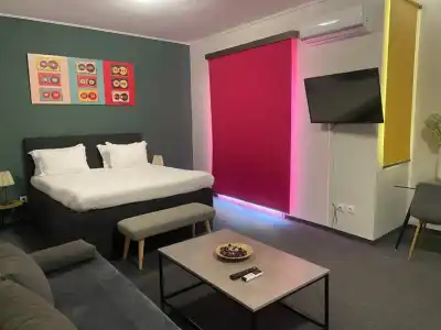 Connect Suites - 30