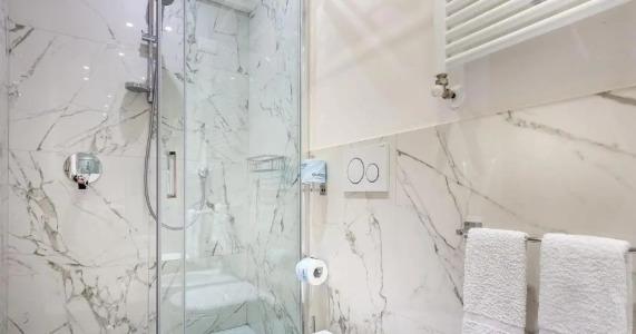 Ungherese Small Luxury - 50