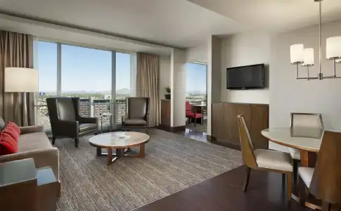 Cambria Downtown Phoenix Convention & Airport - 3