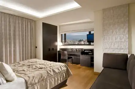 O&B Athens Boutique - 121