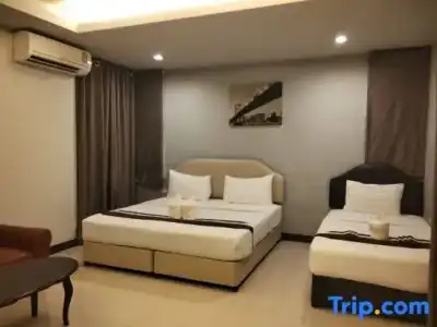 Nutchana Hill Boutique - 70
