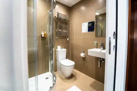 Chelsea Guest House - 69