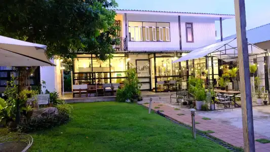 Sherloft Home & Hostel - 5