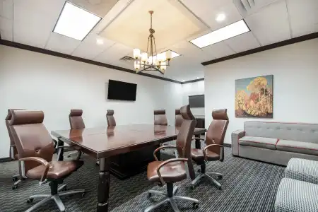 Hawthorn Suites by Wyndham Lubbock - 12