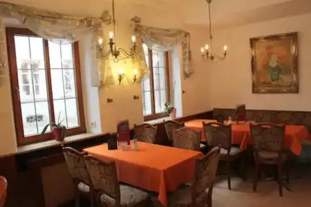 & Café Göller - 21