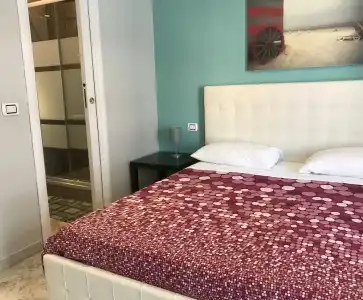 Room 110 - 33