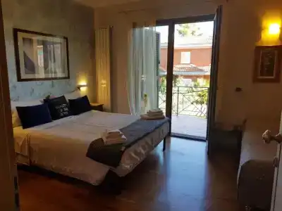 Aurelia Garden Gold Bed & Breakfast - 19