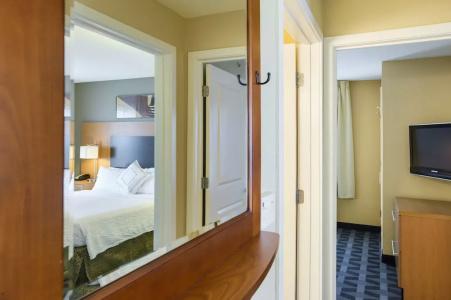 TownePlace Suites Kansas City - 46