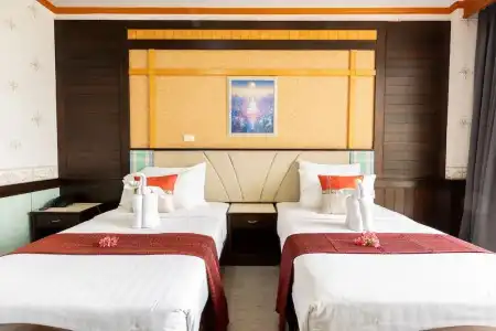Surin Majestic - 87