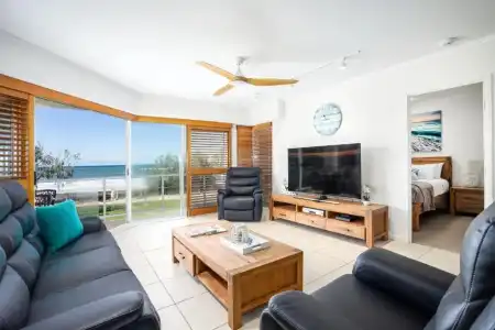 Rolling Surf Resort - 118