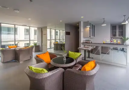 Courtyard by Marriott Bangkok Sukhumvit 20 - 18