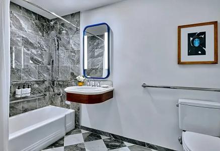 InterContinental Chicago Magnificent Mile by IHG - 90