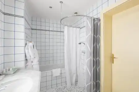 Le Manoir au Lac - 37