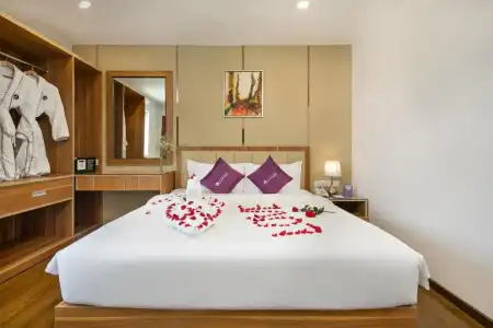Lavender Riverside - 55