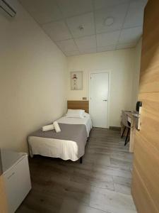 Hostal Balmes Centro - 24