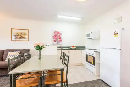 Albany Oak Motel - 37