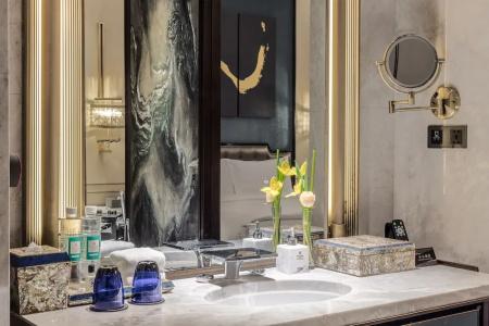 Wanda Reign Chengdu - 65