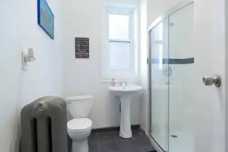 Wrigley Hostel - 55