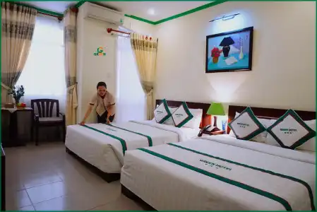 Green - 4