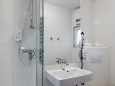 B&B Düsseldorf-Mitte - 9