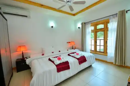 Athiri Inn - 1