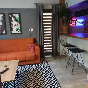 Akdeniz Apart - 68