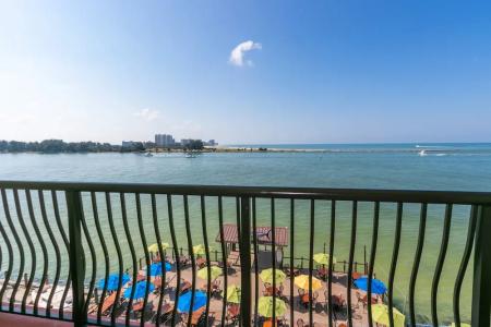 Holiday Inn & Suites Clearwater Beach by IHG - 56