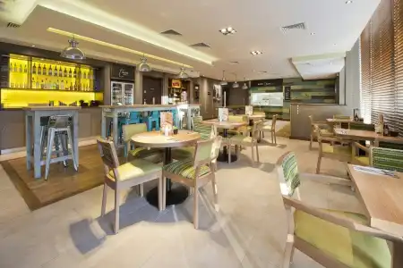 Premier Inn London Lewisham - 18