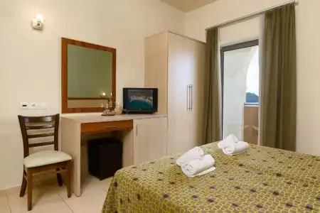 Alianthos Beach - 60
