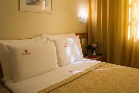 Regina Rio de Janeiro - 81