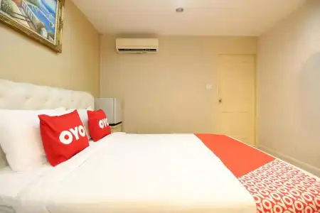 OYO 102 Diamond Residence Silom - 3