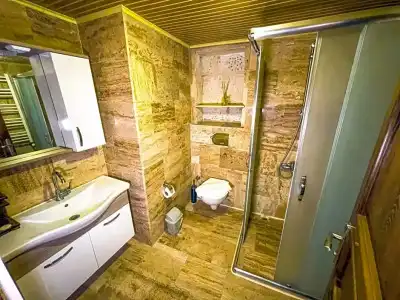 Heritage Cave Suites - 77