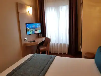 Champerret Elysees - 120