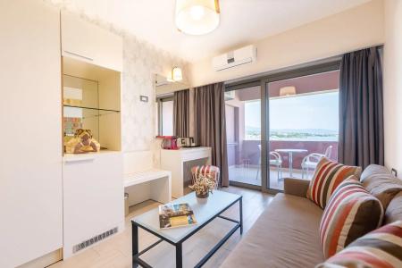 Balcony - Adults Only - 88
