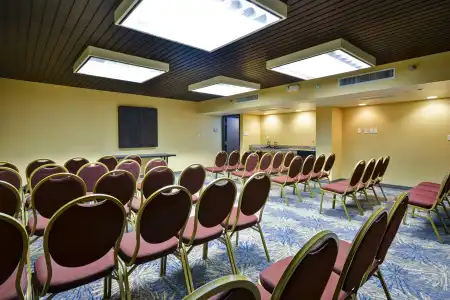 DoubleTree by Hilton Phoenix North - 34