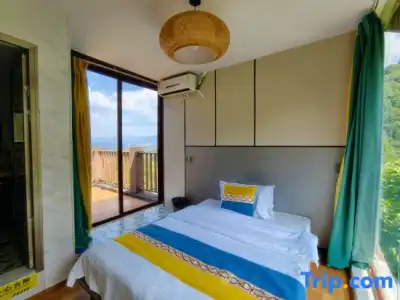 Tranquil Shores Holiday Apartments - 343