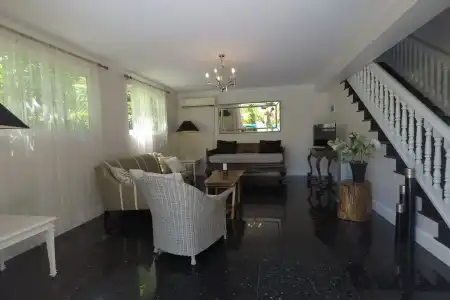 Chateau Elysium Guest house - 11