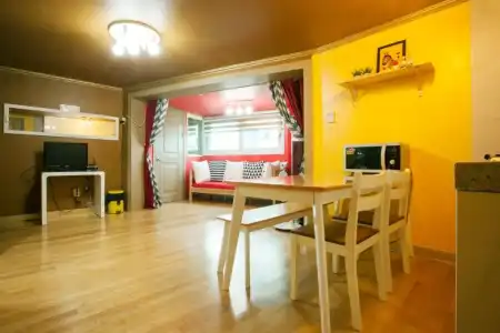 Han River Residence & Guesthouse in Seoul - 155
