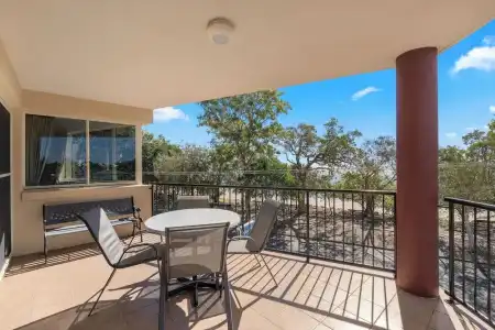 Alexander Beachfront Apartments - 82