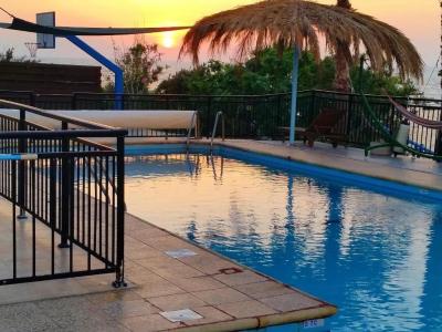 Astrofegia Beachfront Villa - 13