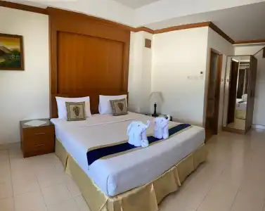 Seaview Sriracha - 26