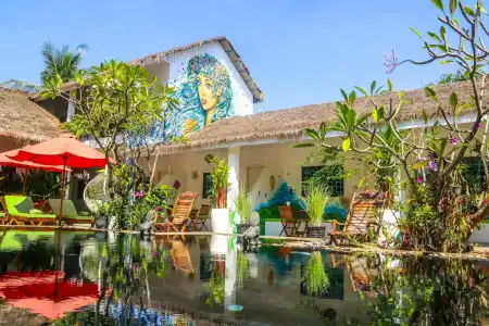 Green Leaf Boutique - 17