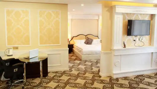 Royal House 2 - 4