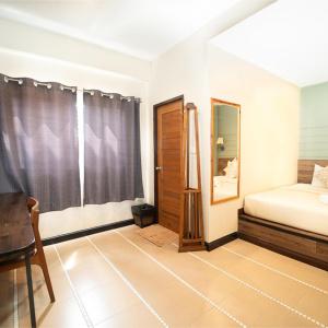 The Palm - 28