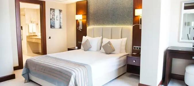 Grand Aras & Suites - 106