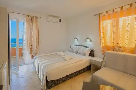 Vila Ivanovic - 44