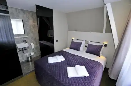 Cityview - 52