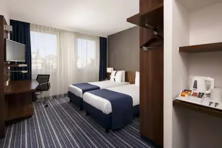 Hostelle - female only hostel - 6