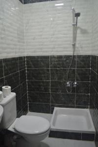 Midtown Hostel - 36